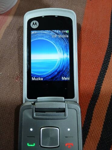 Motorola: Motorola Defy na lalafo.rs — 12 Motorola: Motorola Defy — 12
