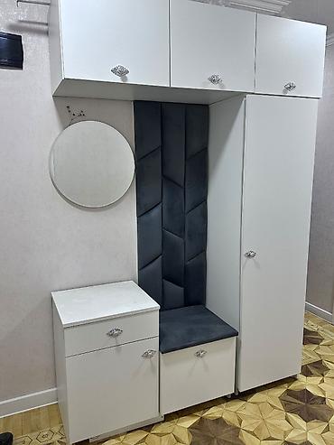 вешалка в прихожую: Dehliz mebeli ela vezyetdedi ayaqqabi ve paltar asmaq ucun yeri var 1 — 3
