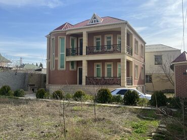 Həyət evləri və villaların satışı: Novxanı 6 otaqlı, 220 kv. m
