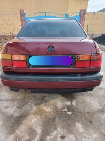 Volkswagen: Volkswagen Vento: 1994 г., 1.8 л, Механика, Бензиновая, Седан — 12