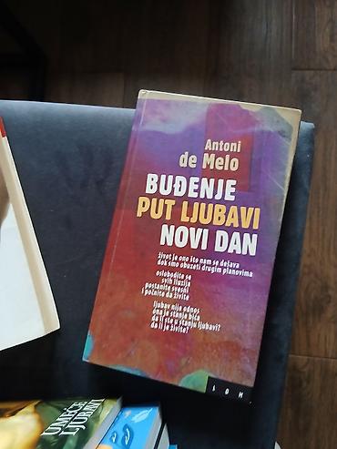 Knjige: Kolekcija knjiga o ličnom razvoju, odnosima i produktivnosti – razni — 1