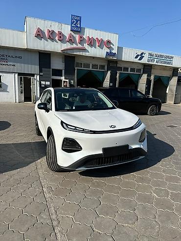маленькие дешевые машины: Changan Qiyuan Q05: 2026 г., 0.1 л, Автомат, Электромобиль, Кроссовер — 1