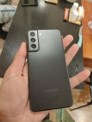 samsung galaxy s22 fe: Samsung Galaxy S21 FE, rəng - Qara, Simsiz şarj — 1