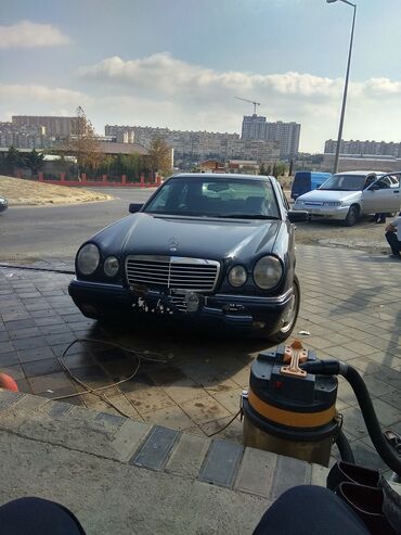 Мототранспорт: Mercedes-Benz E-Class: 2.3 л | 1996 г. Седан
