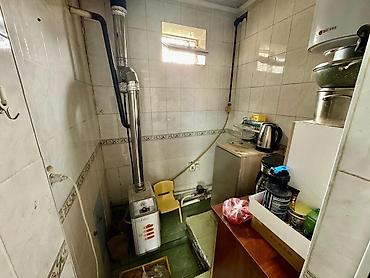 пол дома: Продаю полдома сзади ТЦ Азия Молл.Участок 3 сот.Красная — 9