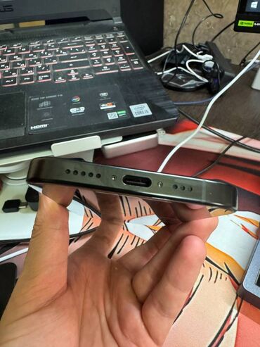 microsoft surface pro 8 qiymeti: IPhone 16 Pro, 512 GB, Black Titanium