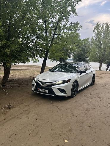 Toyota: Toyota Camry: 2018 г., Автомат, Бензин, Седан — 9