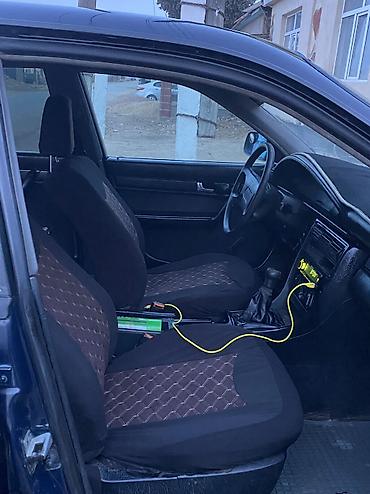 Audi: Audi 100: 1991 г., 2 л, Механика, Бензин, Седан — 5