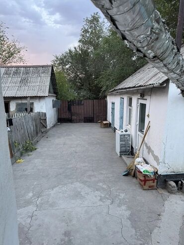 каинды долгосрочно: 75 м², 4 комнаты, Подвал, погреб, Забор, огорожен