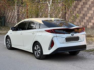 Toyota: Toyota Prius: 2017 г., Гибрид, Хэтчбэк — 2