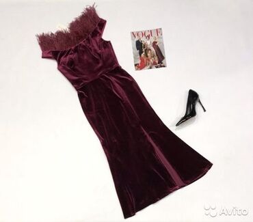 длинное вечернее платье цвет марсала: Продаю вечернее, нарядное платье от бренда lealis. Размер м. Ткань