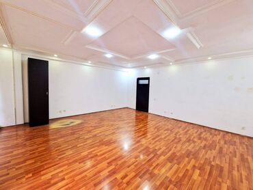 Ofislər: Nərimanov rayonu, “Təbriz” küçəsində, "Heydər Əliyev Mərkəzi"nə yaxın — 5