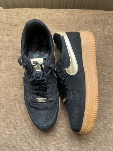 nike air jordan: Nike, Ölçü: 42, rəng - Qara, Yeni