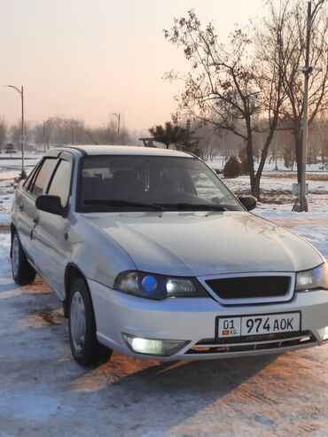 Daewoo: Daewoo Nexia: 2009 г., 1.6 л, Механика, Бензин, Седан