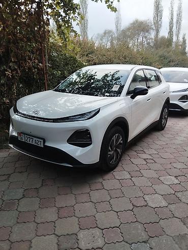 Changan: Changan Qiyuan Q05: 2026 г., 1 л, Автомат, Электромобиль, Кроссовер — 3