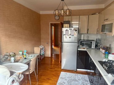 Köhnə tikili: Bakı, Bakıxanov qəs., 4 otaqlı, Köhnə tikili, 100 kv. m — 11