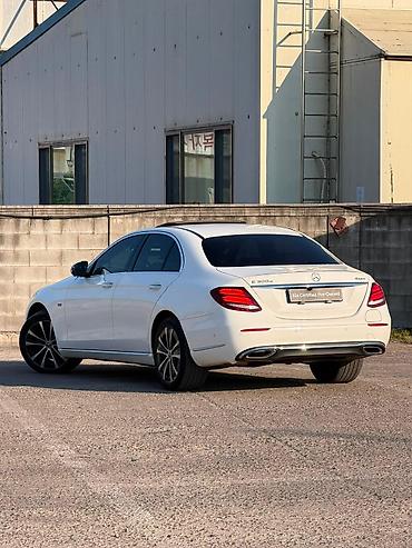 bud e9: Mercedes-Benz E-Class: 2020 г., Гибрид, Седан — 4