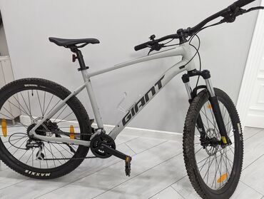 покрышка на велосипед 27 5: СРОЧНО Продаю велик GIANT TALON 2 (2020) Размер L Покупал в прошлом