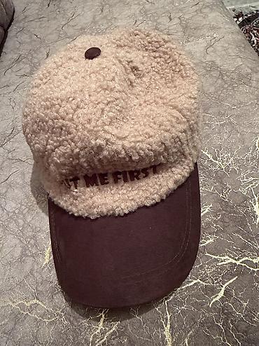 шапка: Qışlıq şapka – “Put Me First” yazılı. Defacto🍪 - Model: baseball — 2