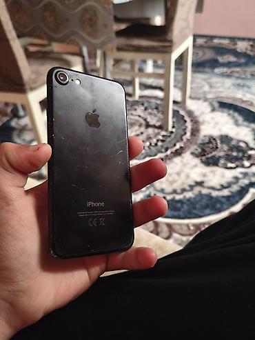 82 ekran tv: IPhone 7, Jet Black, Barmaq izi — 2
