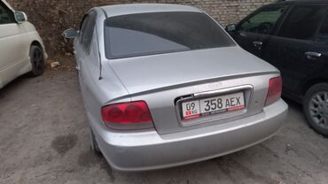 Hyundai: Hyundai Sonata: 2004 г., 2 л, Автомат, Бензин