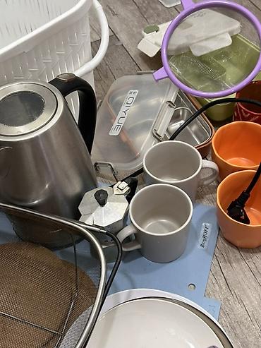 Столовая посуда: Набор кухонной утвари и посуды (микс): - Пластиковая корзина/ящик с — 5