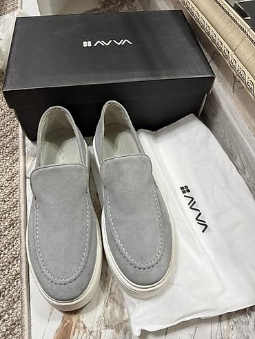 Мокасины и лоферы: Лоферы, 41.5, 42, Новый, цвет - Серый, Самовывоз, Платная доставка — 1