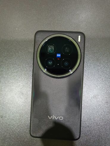 телефоны виво: Vivo X200 Pro, Б/у, 256 ГБ, цвет - Черный, 2 SIM