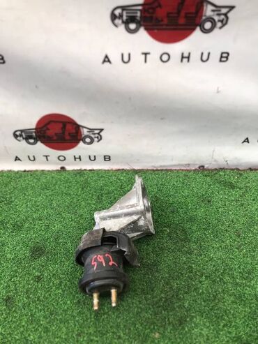 Другие детали кузова: Подушка двигателя TOYOTA Crown JZS 175 3.0 2001 (б/у)