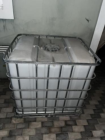 plastik bocka: Yaxşı vəziyyətdə 2 ədəddir qiymət birinə aiddir — 4
