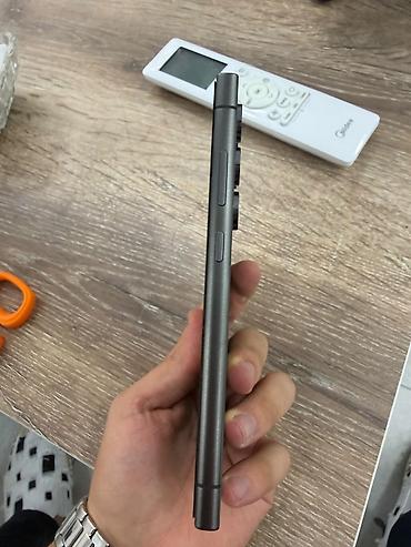 bildaparat vasitesile ne gondermek olar: Samsung Galaxy S24 Ultra, 256 GB, rəng - Boz, Simsiz şarj — 3