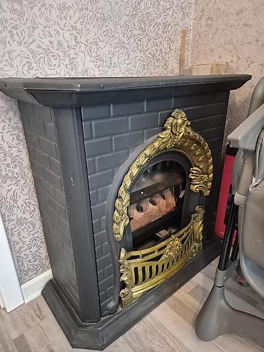kamin dekor: Klassik üslubda dekorativ elektrik kamin. - Korpus: tünd rəngli — 1