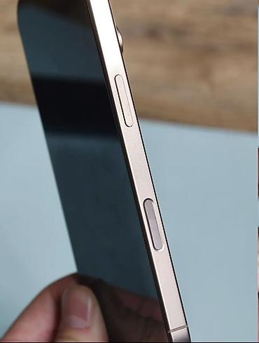 iphone 16 e4: IPhone 16 Pro, 128 GB, Qızılı, Face ID — 2