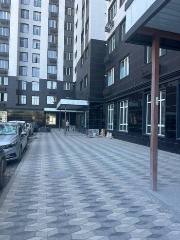 токмоктон квартира керек: 2 бөлмө, 66 кв. м, Элитка, 5 кабат, ПСО (өзү оңдоп түзөтүп бүтүү үчүн)