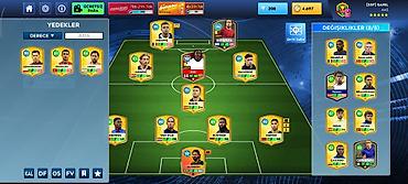Musiqiçilər: Onlayn futbol meneceri oyunu üçün hesab/squad təqdimatı. Komandada — 1