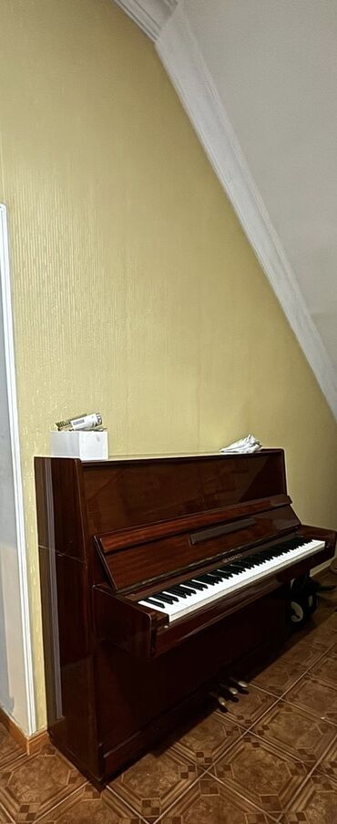 piano mahnilari: Piano, Belarus, İşlənmiş, Ünvandan götürmə