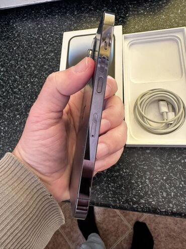 Apple iPhone: IPhone 14 Pro, 256 GB, Deep Purple, Face ID — 9