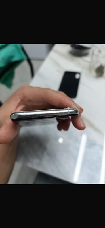 Apple iPhone: IPhone Xs, Б/у, 64 ГБ, Белый, Чехол, 100 % — 7