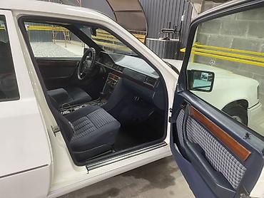 дверные карты бмв е36: Mercedes-Benz E-Class: 1994 г., 2.2 л, Автомат, Бензин, Универсал — 6