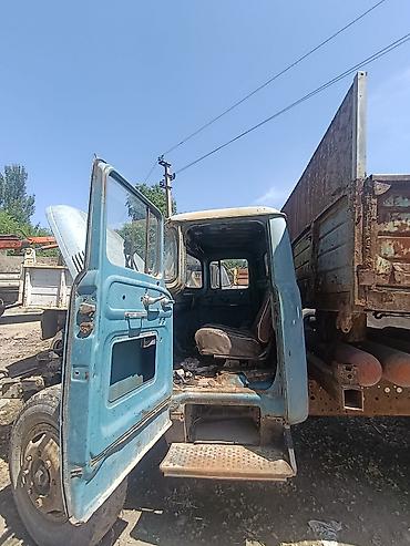 Другие автозапчасти: Срочно срочно срочно продаётся ЗИЛ кузов кабина шток ЗИЛ на разбор — 3