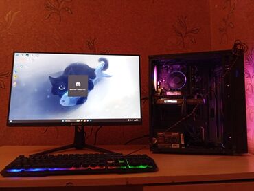 Rover: Gaming PC + monitor və periferiyalar dəsti Komponentlər: - Qrafik