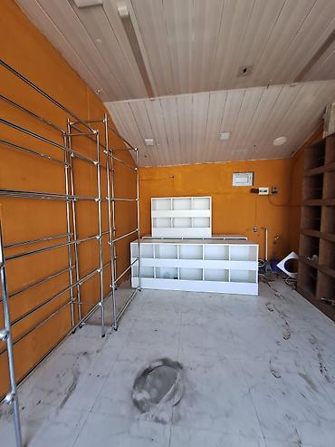 stellajlar: Mağaza/ofis üçün vitrin və anbar rəf sistemləri - Material — 10