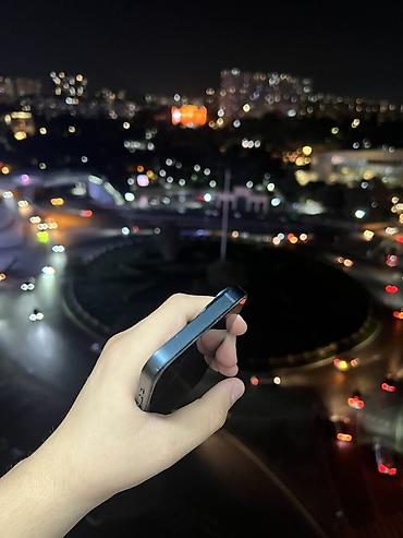 iphone 24: IPhone 14, Qara, Simsiz şarj — 8