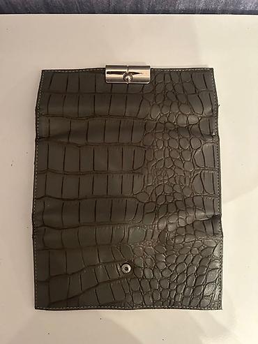 Portmone, pulqabıları: Pulqabı, Yeni — 9