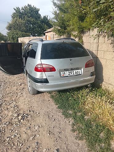 daf 75: Toyota Avensis: 2000 г., 2 л, Механика, Дизель, Универсал — 5