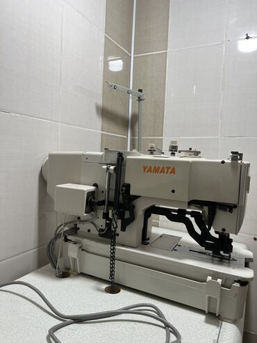 paltar asılqanı taxta: YAMATA Tikiş maşını, düymə yeri açan. İşlədilməyib təzədir. Hər növ