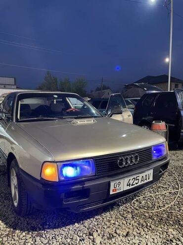 ауди 5: Audi 80: 1990 г., 1.8 л, Механика, Бензин, Седан