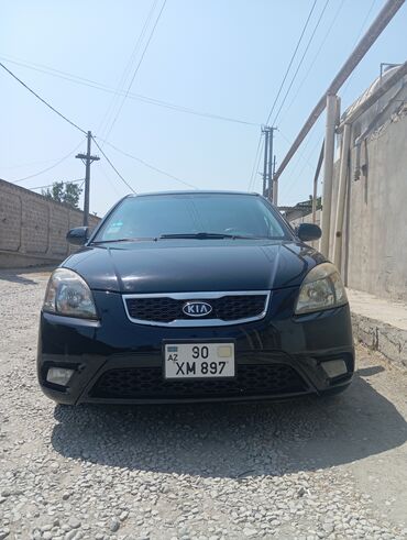 Motonəqliyyat: Kia Rio: 1.4 l | 2010 il Sedan