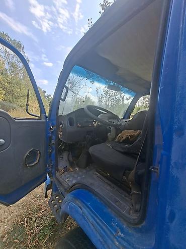 спасательный балон: Грузовой бортовой автомобиль YUEJIN (синий), малотоннажный. торг — 3