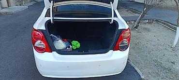 Chevrolet: Chevrolet Aveo sedan – benzin mühərrikli, avtomatik ötürücülü şəhər — 3